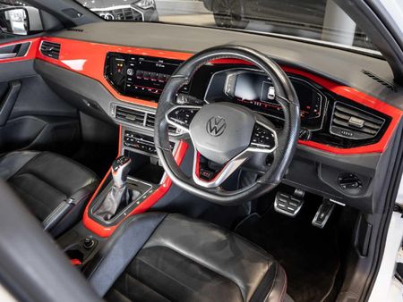 2023-Volkswagen-Polo-20-GTI-Auto-147kW_25