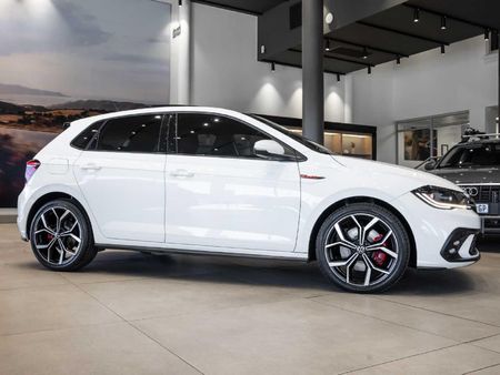 2023-Volkswagen-Polo-20-GTI-Auto-147kW_2