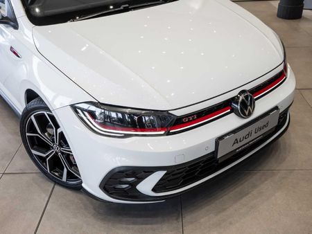 2023-Volkswagen-Polo-20-GTI-Auto-147kW_5