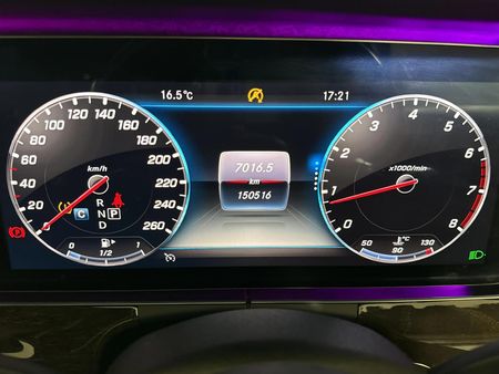 2018-Mercedes-Benz-E-Class-E-200-AMG_2