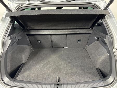 2023-Volkswagen-Tiguan-14-TSI-R-Line-DSG-Auto-110kW_13