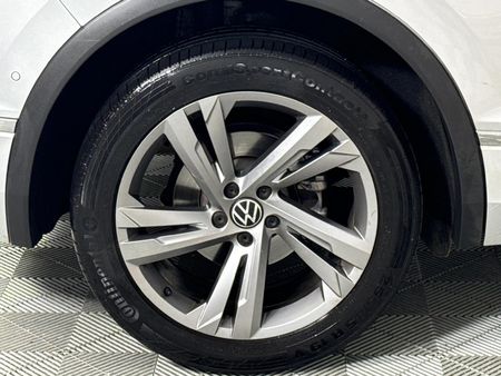 2023-Volkswagen-Tiguan-14-TSI-R-Line-DSG-Auto-110kW_7