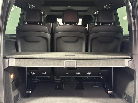 2022-Mercedes-Benz-V-Class-V-250d-Avantgarde-Auto_14
