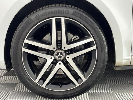 2022-Mercedes-Benz-V-Class-V-250d-Avantgarde-Auto_17