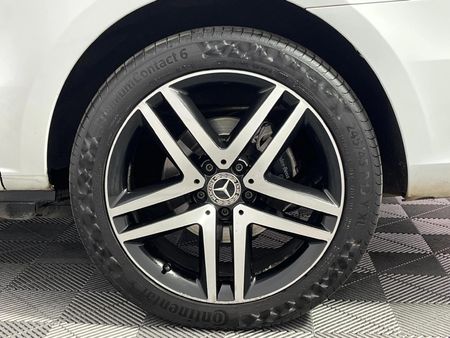 2022-Mercedes-Benz-V-Class-V-250d-Avantgarde-Auto_18