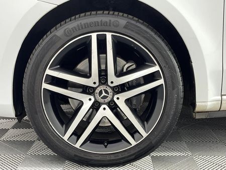 2022-Mercedes-Benz-V-Class-V-250d-Avantgarde-Auto_4