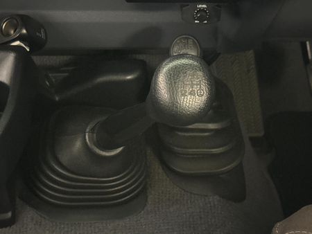 2023-Toyota-Land-Cruiser-79-45-D-Double-Cab_10