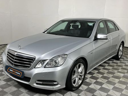2011-Mercedes-Benz-E-Class-E-200-CGI-BE-Avantgarde_0