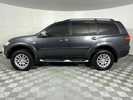 2013-Mitsubishi-Pajero-Sport-32-DI-D-GLS-Auto_18