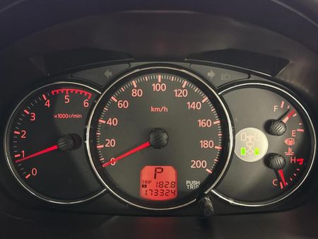 2013-Mitsubishi-Pajero-Sport-32-DI-D-GLS-Auto_2