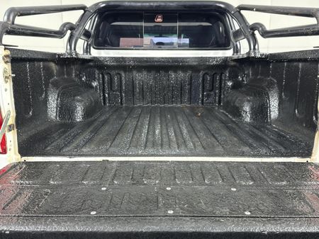 2024-Toyota-Hilux-24-GD-6-Raider-4x4-Auto-Double-Cab_13