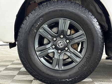 2024-Toyota-Hilux-24-GD-6-Raider-4x4-Auto-Double-Cab_4