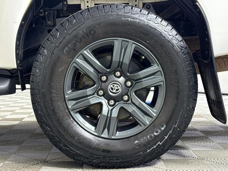 2024-Toyota-Hilux-24-GD-6-Raider-4x4-Auto-Double-Cab_6