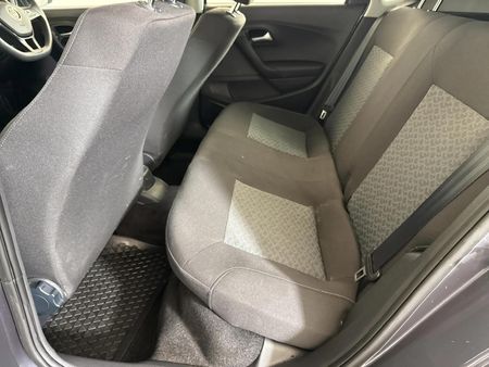 2026-Volkswagen-Polo-Vivo-16-Life_2
