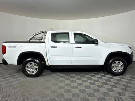 2024-Volkswagen-Amarok-20-TDI-125kW-4Motion-Double-Cab_17