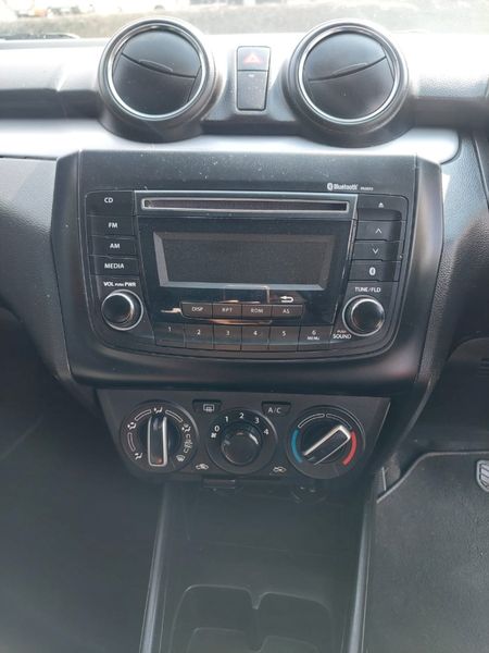 2022-Suzuki-Swift-12-GL-Auto_13