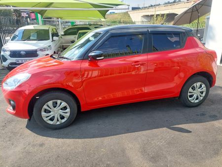 2022-Suzuki-Swift-12-GL-Auto_3