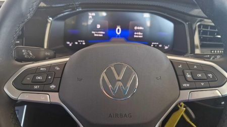 2026-Volkswagen-Polo-10-TSI-Life_13