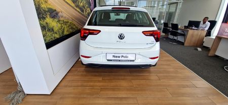 2026-Volkswagen-Polo-10-TSI-Life_4