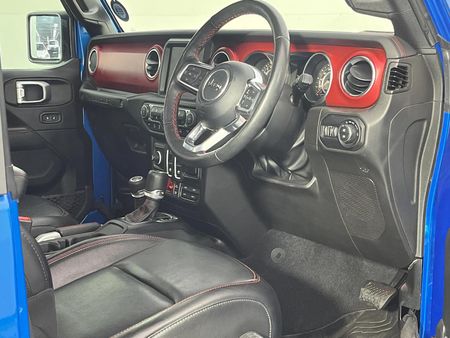 2024-Jeep-Wrangler-36-V6-Rubicon-2-dr_7
