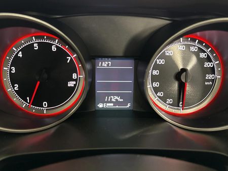 2024-Suzuki-Swift-12-GL_2