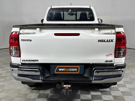 2025-Toyota-Hilux-24-GD-6-Raider-4x4-Single-Cab_13