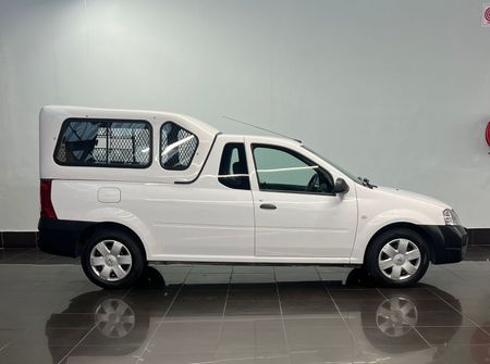 2023-Nissan-NP200-16-AC-Safety-Pack_3