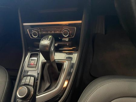2016-BMW-2-Series-220i-Active-Tourer-Auto_11