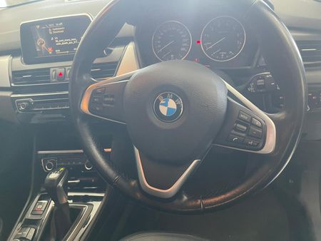 2016-BMW-2-Series-220i-Active-Tourer-Auto_12