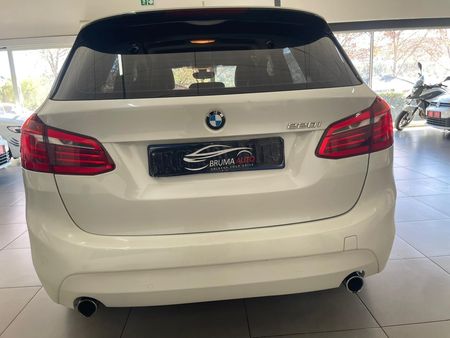2016-BMW-2-Series-220i-Active-Tourer-Auto_15