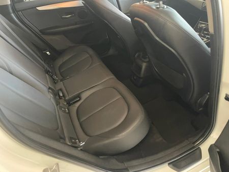 2016-BMW-2-Series-220i-Active-Tourer-Auto_3