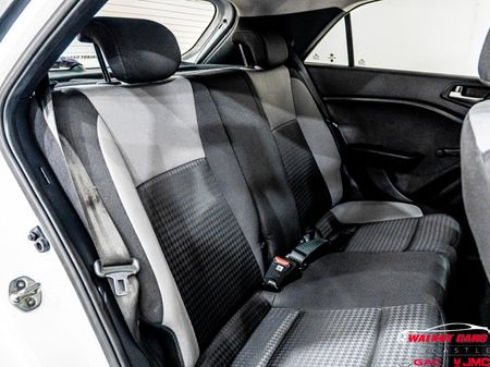 2021-Hyundai-i20-14-Motion-Auto_11