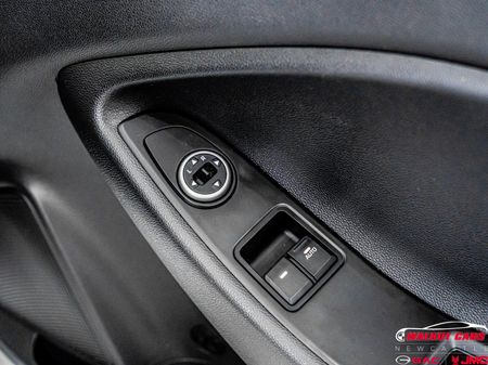 2021-Hyundai-i20-14-Motion-Auto_15