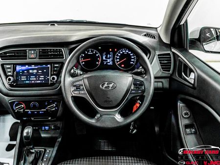 2021-Hyundai-i20-14-Motion-Auto_20