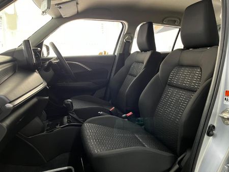 2025-Suzuki-Swift-12-GLX-Auto_7