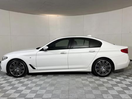 2017-BMW-5-Series-530i-M-Sport-Auto_18