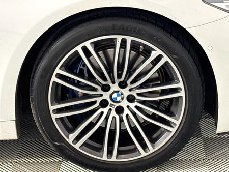 2017-BMW-5-Series-530i-M-Sport-Auto_5