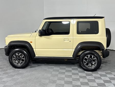 2023-Suzuki-Jimny-15-GLX-Auto_16