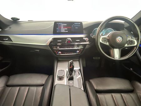 2017-BMW-5-Series-530d-M-Sport-Auto_1