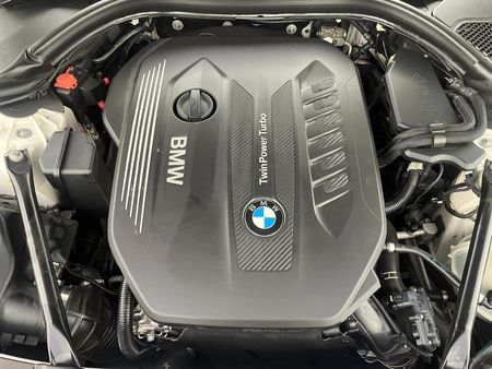 2017-BMW-5-Series-530d-M-Sport-Auto_8