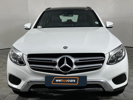 2016-Mercedes-Benz-GLC-220d_14