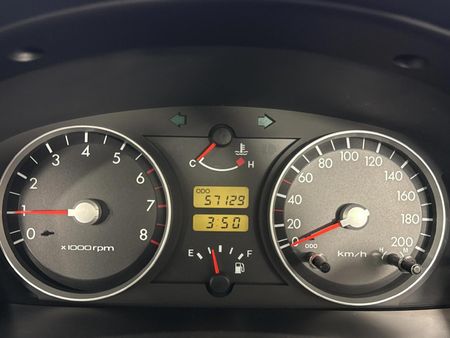2005-Hyundai-Getz-13_2