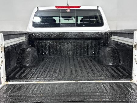 2021-Nissan-Navara-25-DDTi-LE-4X4-Double-Cab_12