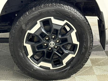 2021-Nissan-Navara-25-DDTi-LE-4X4-Double-Cab_6
