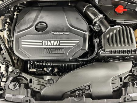 2020-BMW-1-Series-118i-M-Sport_12