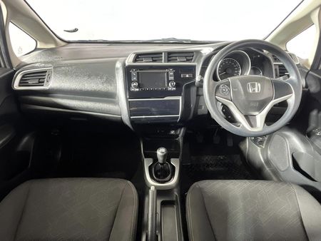 2021-Honda-WR-V-12-Comfort_1