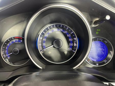 2021-Honda-WR-V-12-Comfort_2