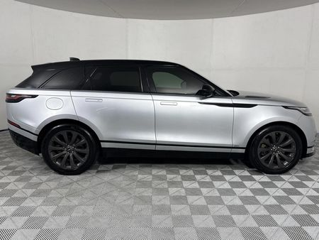 2019-Land-Rover-Range-Rover-Velar-30-D-S-D300_18