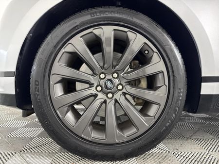 2019-Land-Rover-Range-Rover-Velar-30-D-S-D300_4