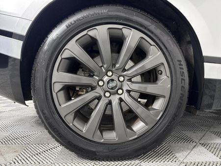 2019-Land-Rover-Range-Rover-Velar-30-D-S-D300_7